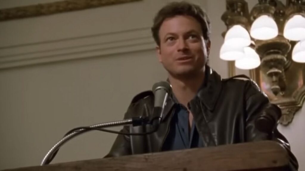 Gary Sinise Played A Stephen King Hero In This Hit ’90s TV Miniseries Gary Sinise Played A Stephen King Hero In This Hit '90s TV Miniseries