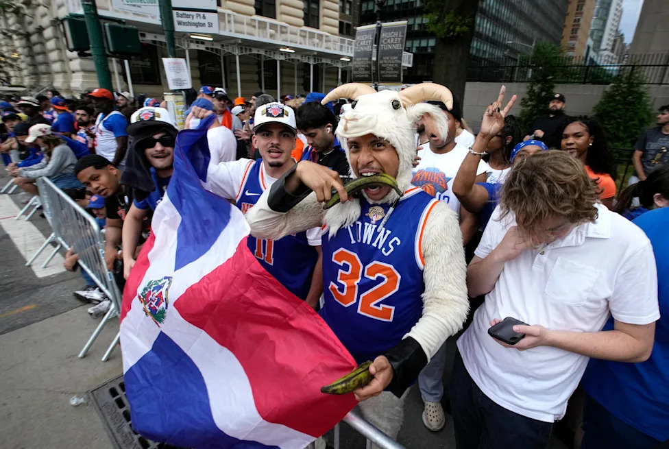 Knicks parade celebrates first NBA title since 1973. See the moment