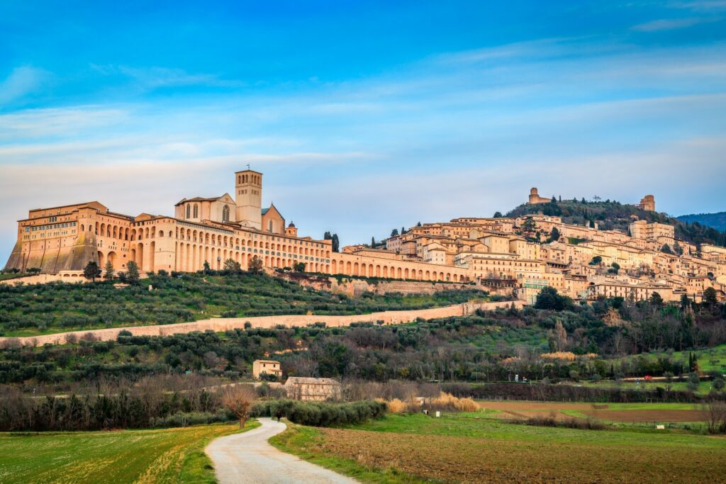 Italy has launched a huge new hiking trail crossing six of its regions