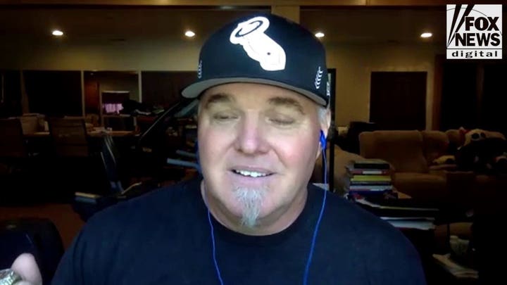 World Series champion talks about his relationship with his dad amid his struggles with alcohol