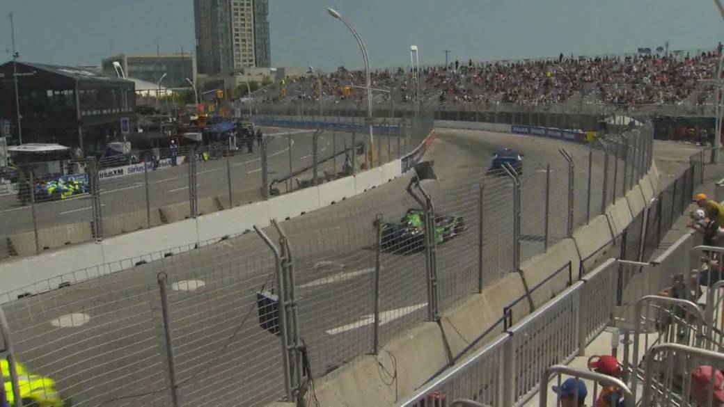 Click to play video: 'Friday frustrations at Markham’s first Ontario Honda Dealers Indy'