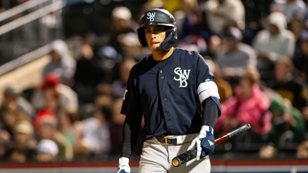 Yankees promoting top prospect George Lombard Jr. for MLB debut after quiet trade deadline, per report Yankees promoting top prospect George Lombard Jr. for MLB debut after quiet trade deadline, per report