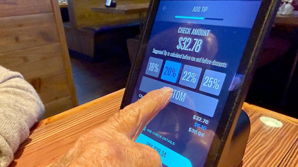 America needs to stop turning every purchase into an uncomfortable tip request America needs to stop turning every purchase into an uncomfortable tip request