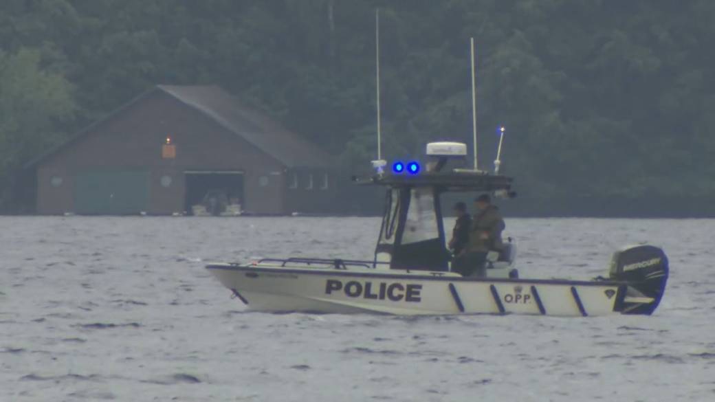 Click to play video: 'OPP recover 2 bodies following Muskoka boating crash'
