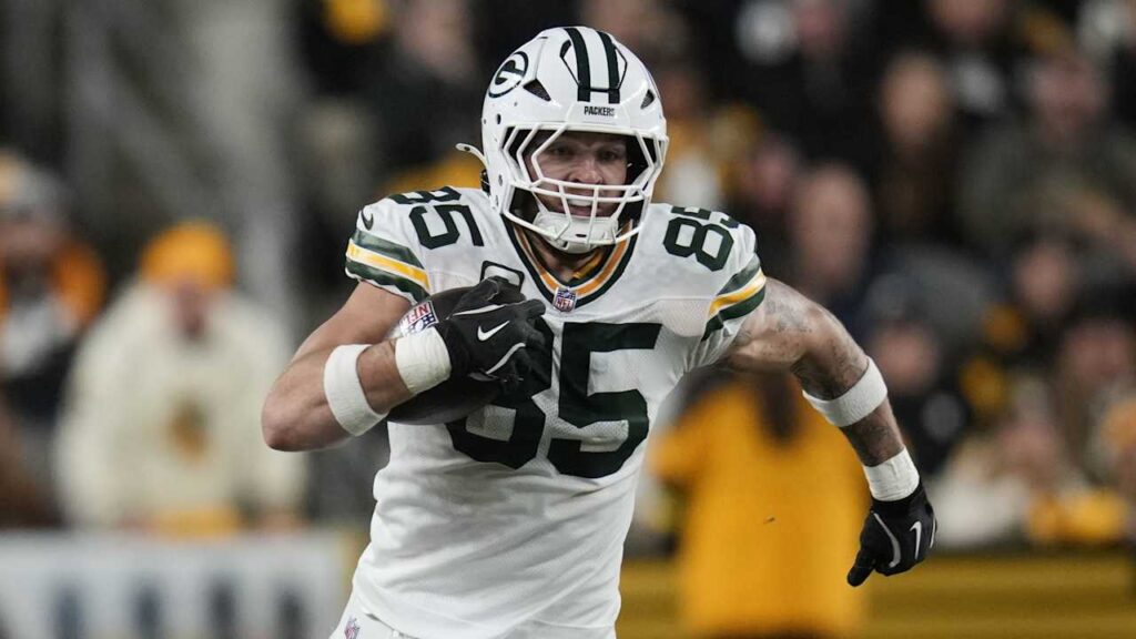NFL news roundup: Packers TE Tucker Kraft (knee) returns to team drills; Commanders QB Marcus Mariota (knee) expected to miss rest of preseason NFL news roundup: Packers TE Tucker Kraft (knee) returns to team drills; Commanders QB Marcus Mariota (knee) expected to miss rest of preseason