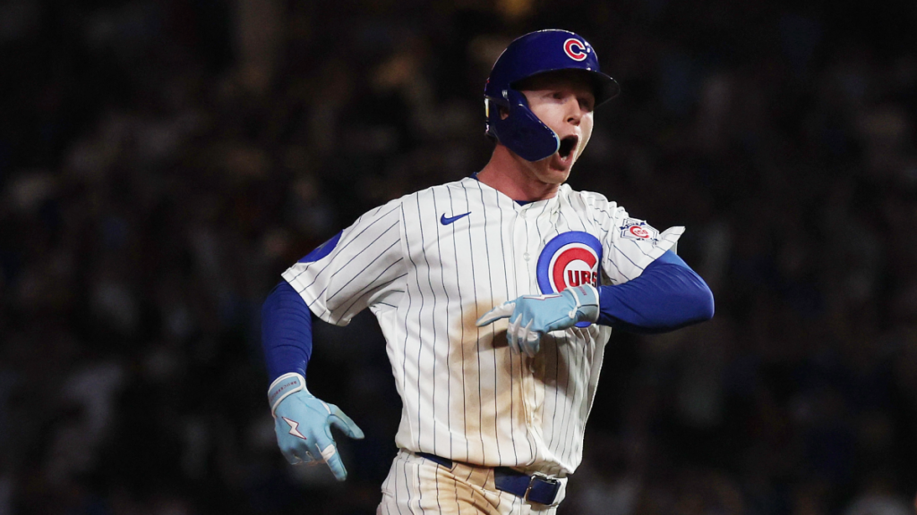 Pete Crow-Armstrong makes Cubs history with second straight 30
