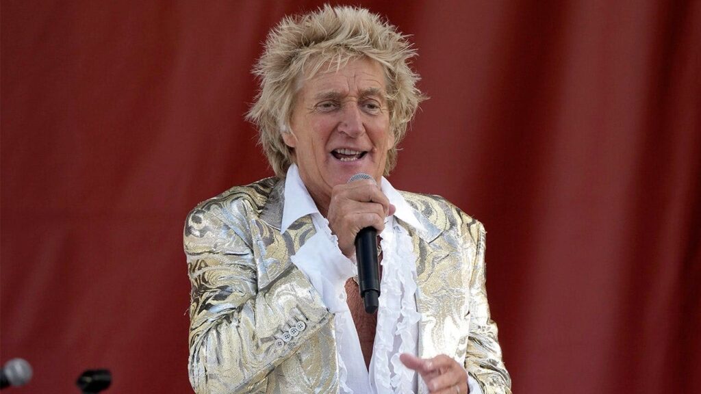Rod Stewart postpones concert due to ‘minor medical procedure’ on One Last Time tour Rod Stewart postpones concert due to 'minor medical procedure' on One Last Time tour