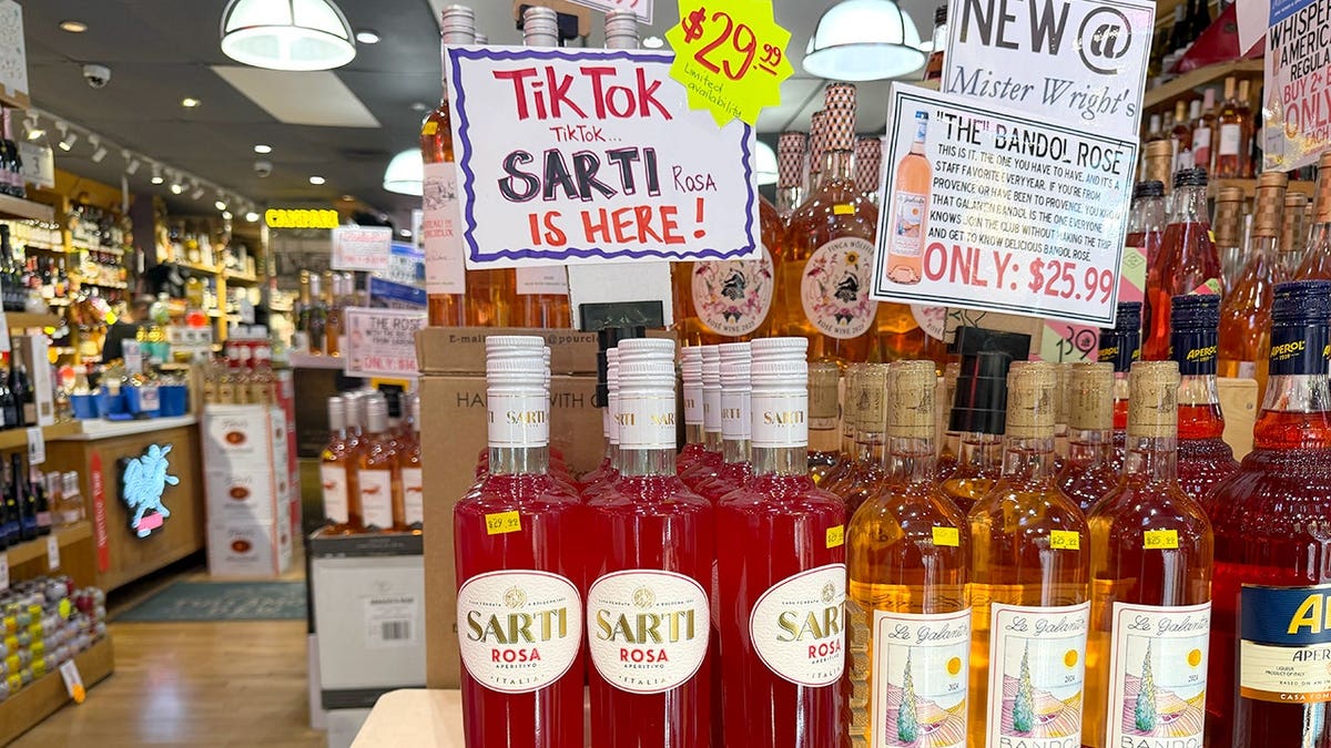 sarti rosa at liquor store