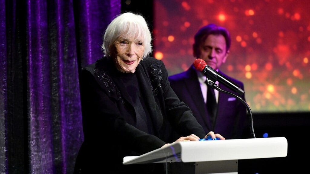 Shirley MacLaine makes rare video appearance, pokes fun at 1960s movie flop Shirley MacLaine makes rare video appearance, pokes fun at 1960s movie flop