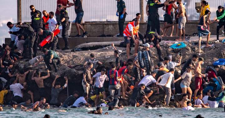 60K migrants enter Spain’s Ceuta, many return to Morocco after crackdown – National 60K migrants enter Spain’s Ceuta, many return to Morocco after crackdown - National