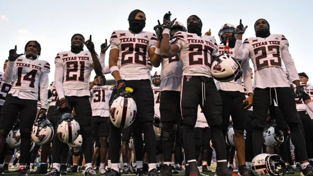 Which college football teams can go undefeated in 2026? Here are 10 potential candidates Which college football teams can go undefeated in 2026? Here are 10 potential candidates
