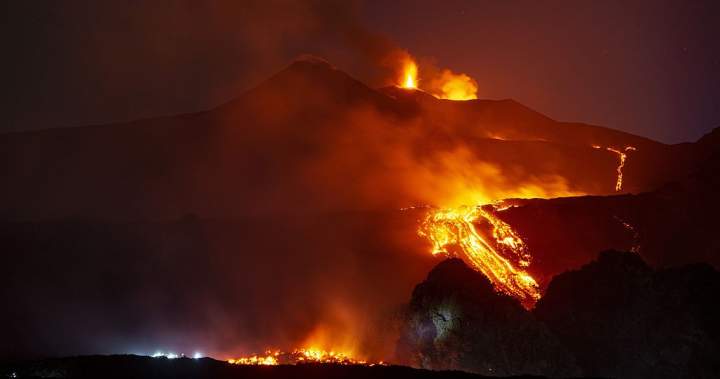 U.S. tourist killed by lightning strike while hiking Sicily’s Mount Etna – National U.S. tourist killed by lightning strike while hiking Sicily’s Mount Etna - National