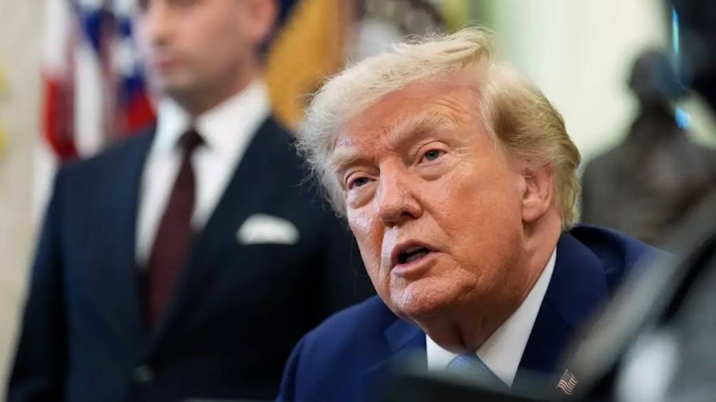 Click to play video: 'Trump says Iran should pay compensation for people killed in previous conflicts'