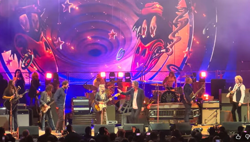 Watch: Tedeschi Trucks Band Join The Black Crowes at the Hollywood Bowl