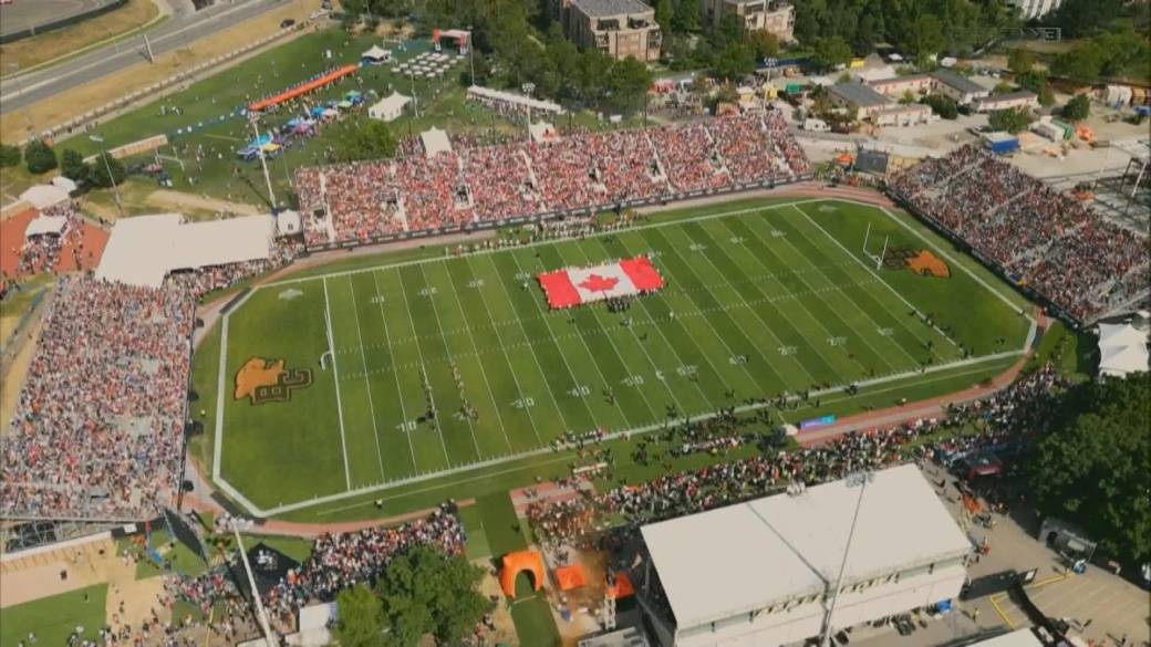 Click to play video: 'Touchdown Kelowna projects local business boost'