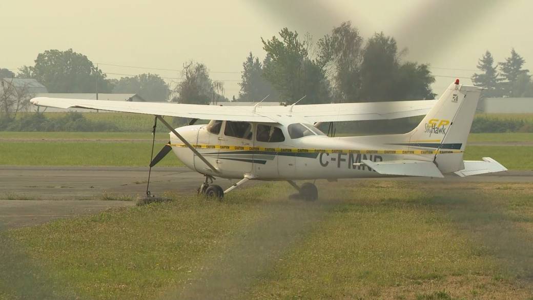 Click to play video: 'Two planes collide in Chilliwack'