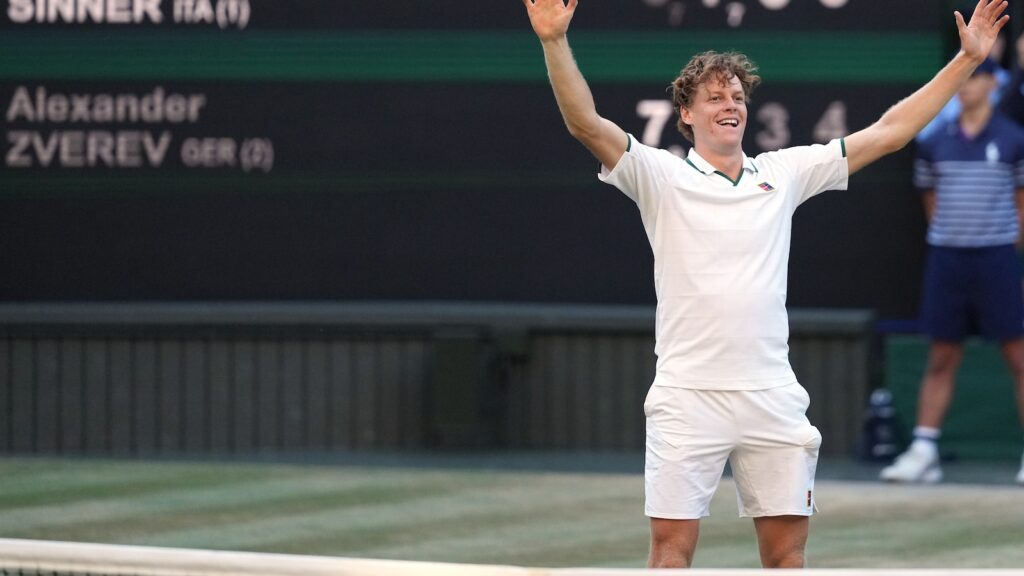 Top-ranked Jannik Sinner withdraws from the US Open with a knee injury Top-ranked Jannik Sinner withdraws from the US Open with a knee injury