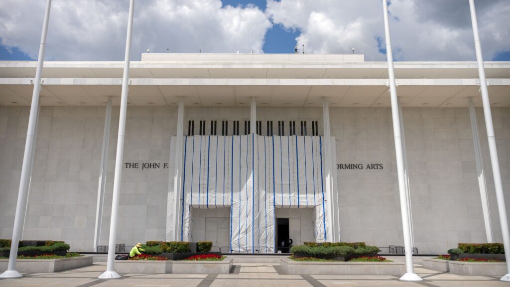 Kennedy Center board set to vote on whether to move forward with closure Kennedy Center board set to vote on whether to move forward with closure