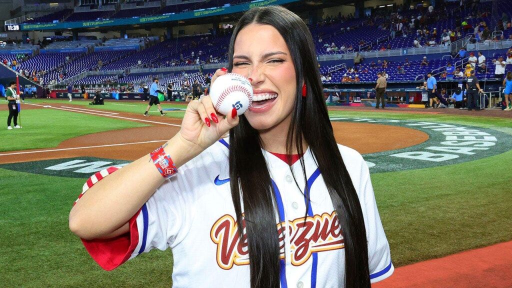 Zhamira Zambrano throws one of the worst celebrity first pitches ever, Mayor Frey dancing & Mendoza is ready Zhamira Zambrano throws one of the worst celebrity first pitches ever, Mayor Frey dancing & Mendoza is ready